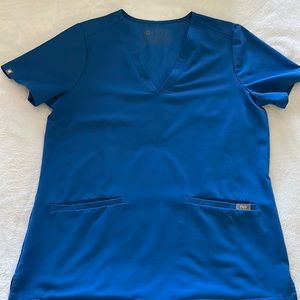 EUC Casma three pocket scrub top - blue